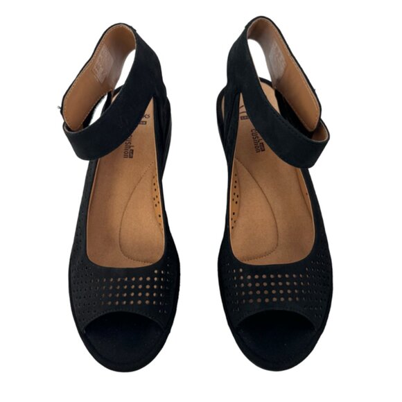 Clarks Collection Soft Cushion Black Suede Platform Wedge Ankle Strap  Size 7.5M - Picture 2 of 4